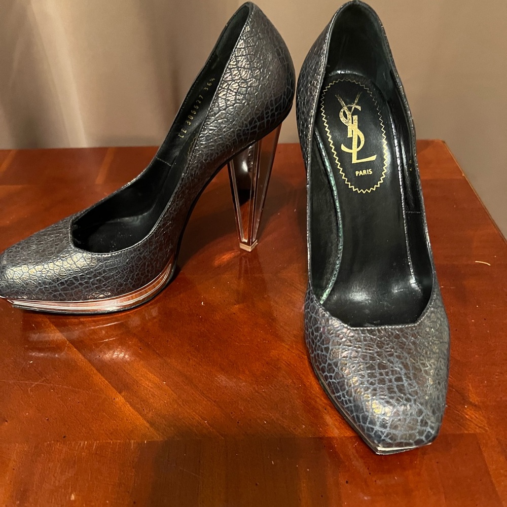 YSL Heels - Picture 3 of 5